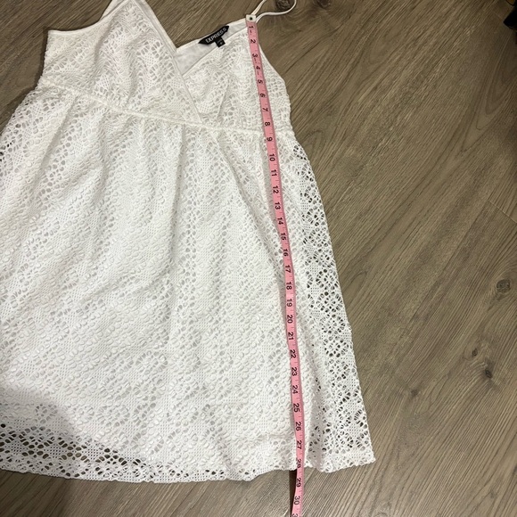 Express White Eyelet V-Neck Babydoll Strappy Dress Sz M Bridal Cottagecore Fairy - Picture 7 of 10